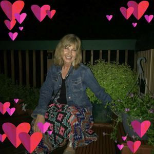 Meet your Posher, Cyndi